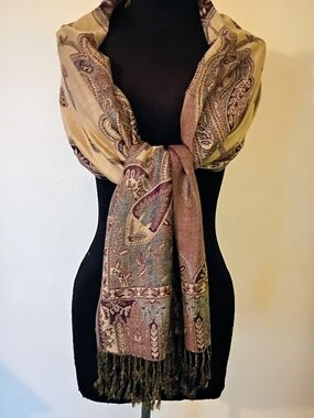 pashmina Beige and Mauve Paisley Fringe Wrap Scarf